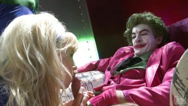 Wicked - Joker Has His Cock Sucked