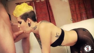 Lina Heels - La chica de los tatoos