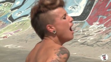 Baby Reed - Los skaters también follan